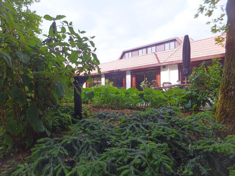 Hotel Overbosch Garderen Bagian luar foto
